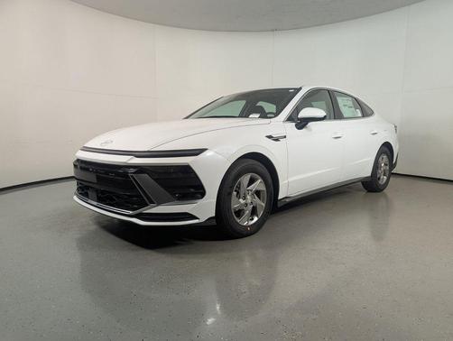 Serenity White 2026 Hyundai SONATA SE
