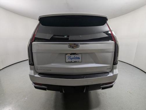 2023 Cadillac Escalade ESV Premium Luxury