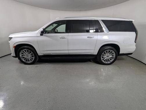 2023 Cadillac Escalade ESV Premium Luxury