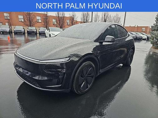 2026 Tesla Model Y Premium Rear-Wheel Drive