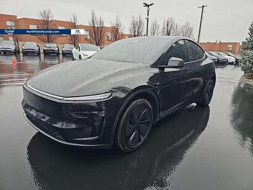 2026 Tesla Model Y Premium Rear-Wheel Drive