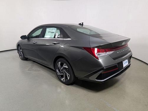 Amazon Gray 2026 Hyundai ELANTRA Limited