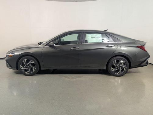 Amazon Gray 2026 Hyundai ELANTRA Limited