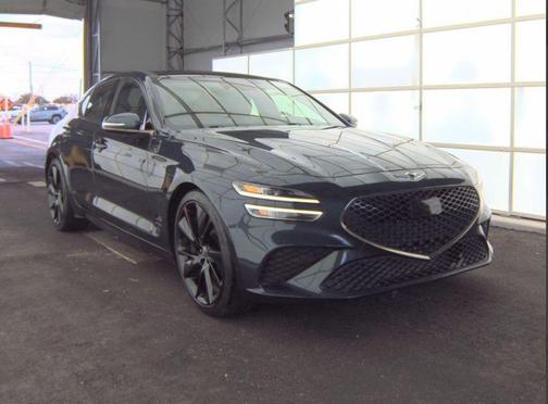 2023 Genesis G70 2.0T RWD