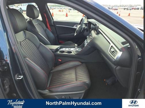 2023 Genesis G70 2.0T RWD