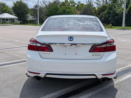 2017 Honda Accord Sport SE