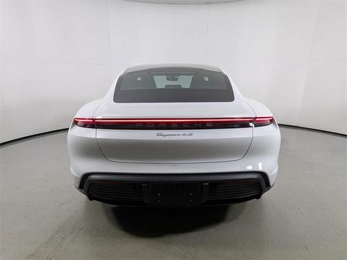 2024 Porsche Taycan 4S