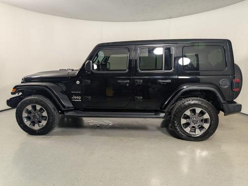 Black Clearcoat 2021 Jeep Wrangler Unlimited Sahara