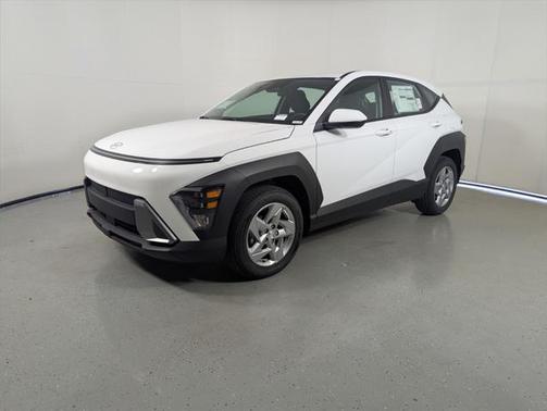 2025 Hyundai KONA SE