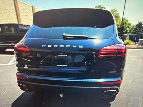 2018 Porsche Cayenne Base