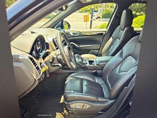 2018 Porsche Cayenne Base