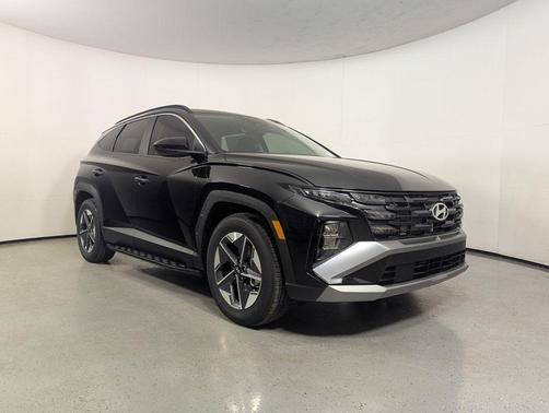 Phantom Black 2026 Hyundai TUCSON SEL