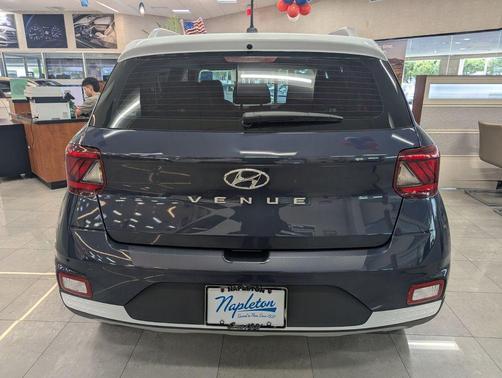 Denim w/White Roof 2026 Hyundai VENUE SEL w/Two-Tone Roof