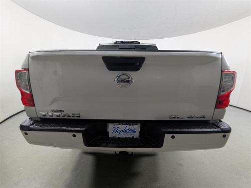 2017 Nissan Titan SL