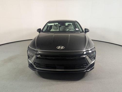 Abyss Black 2026 Hyundai SONATA SEL