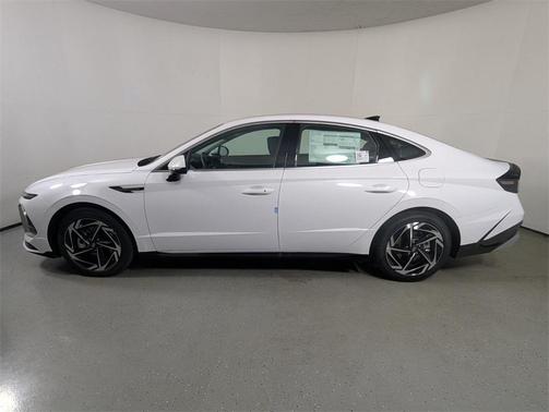 2026 Hyundai SONATA SEL