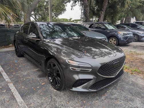 2023 Genesis G70 2.0T RWD