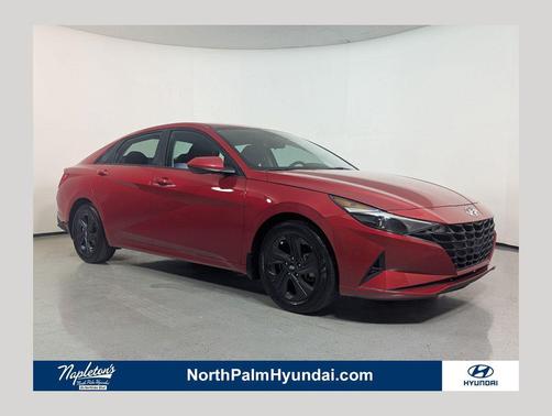 Scarlet Red Pearl 2022 Hyundai ELANTRA SEL