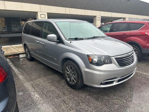 Billet Silver Metallic Clearcoat 2015 Chrysler Town & Country S