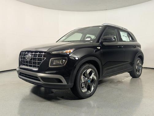 Onyx Black 2026 Hyundai VENUE SEL