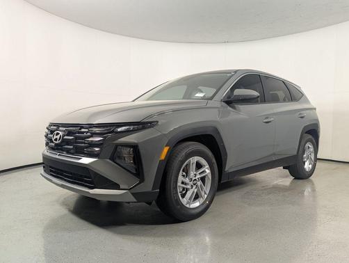Hampton Gray 2026 Hyundai TUCSON SE