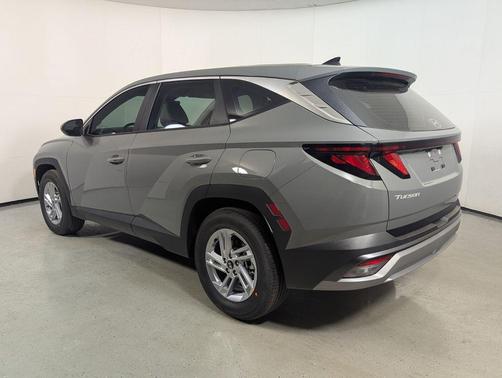 Hampton Gray 2026 Hyundai TUCSON SE