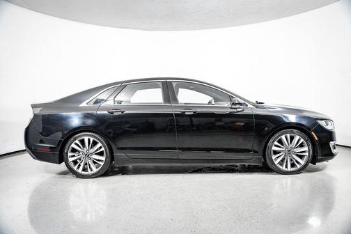 Infinite Black Metallic 2020 Lincoln MKZ Reserve