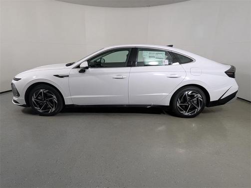 2026 Hyundai SONATA SEL