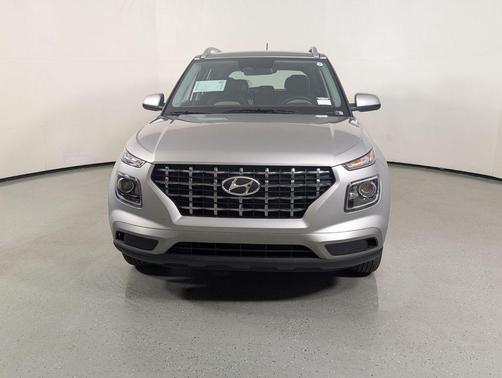 Shimmering Silver 2026 Hyundai VENUE SEL