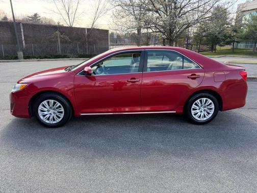 Barcelona Red Metallic 2013 Toyota Camry LE