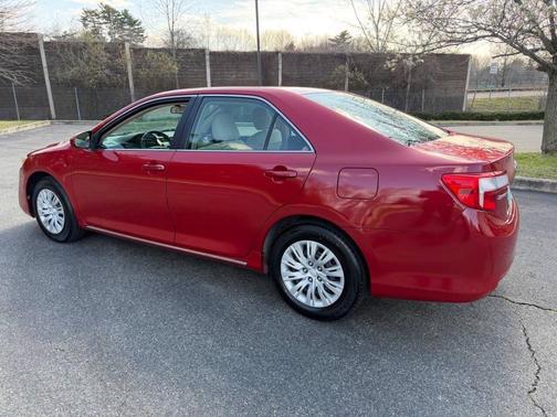 Barcelona Red Metallic 2013 Toyota Camry LE