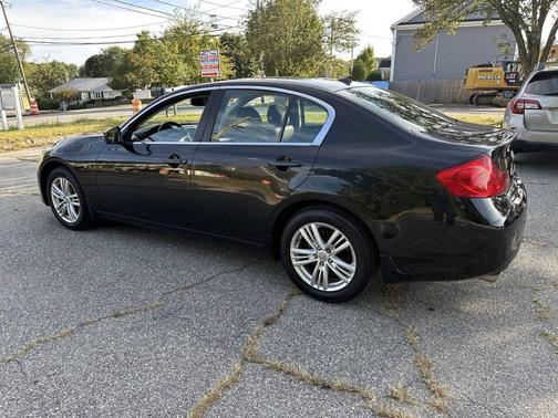 2013 INFINITI G37x Base