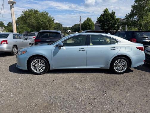 Blue 2013 Lexus ES 350 Base