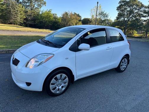 Polar White 2007 Toyota Yaris Base