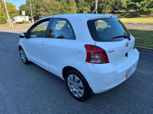 Polar White 2007 Toyota Yaris Base