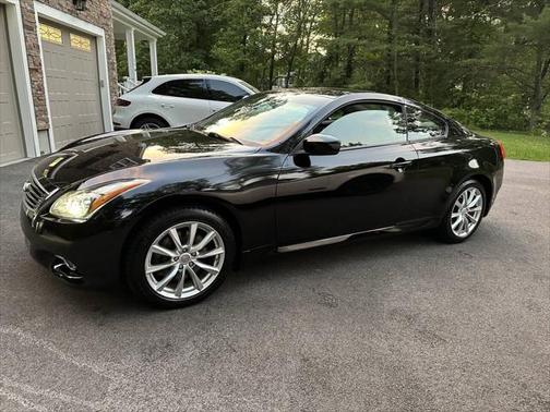 2012 INFINITI G37x Base