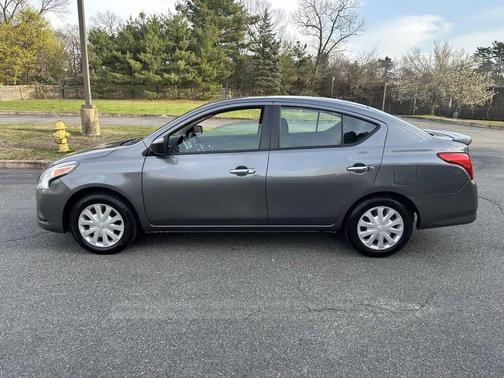 2018 Nissan Versa 1.6 SV