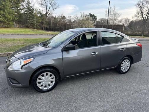 2018 Nissan Versa 1.6 SV