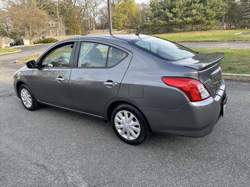 2018 Nissan Versa 1.6 SV