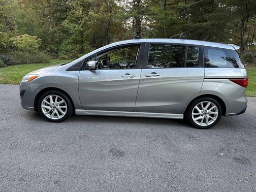 2013 Mazda Mazda5 Touring