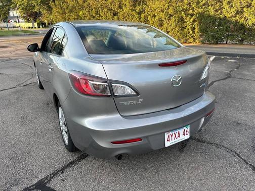2013 Mazda Mazda3 i Sport