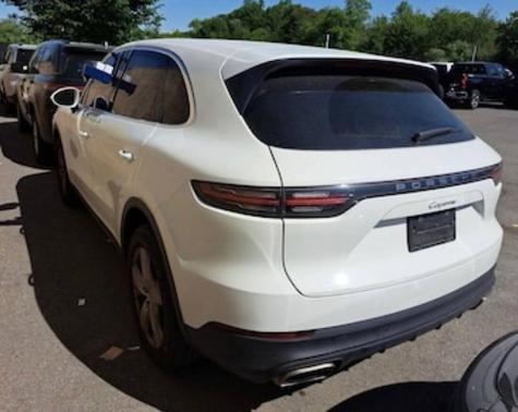 White 2019 Porsche Cayenne Cayenne