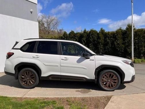 2025 Subaru Forester Hybrid Sport