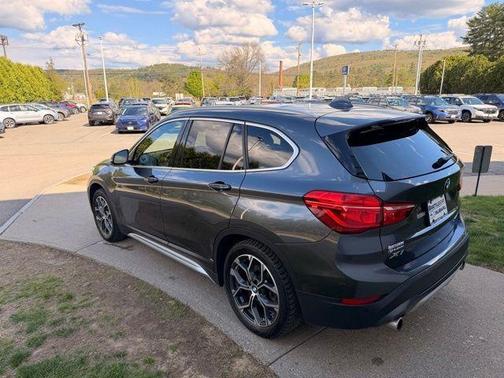 Mineral Gray Metallic 2021 BMW X1 xDrive28i