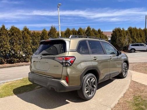 2025 Subaru Forester Premium