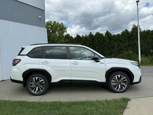 2025 Subaru Forester Hybrid Touring