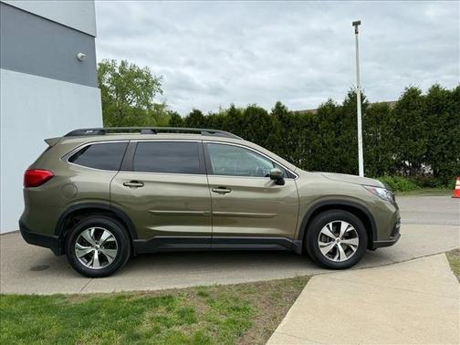 2022 Subaru Ascent Premium 8-Passenger