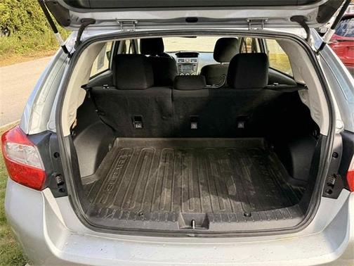 2016 Subaru Impreza 2.0i