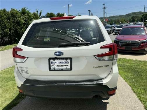2022 Subaru Forester Base (CVT)