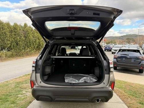 2025 Subaru Forester Hybrid Touring